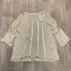 NWT Chico’s Cold Shoulder‎ Embellished Gold Sequin 3/4 Sleeve Top Shirt